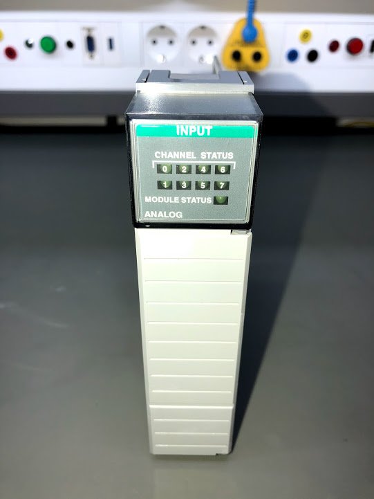 Allen-Bradley SLC 500 1746-NI8 Analog Input Module