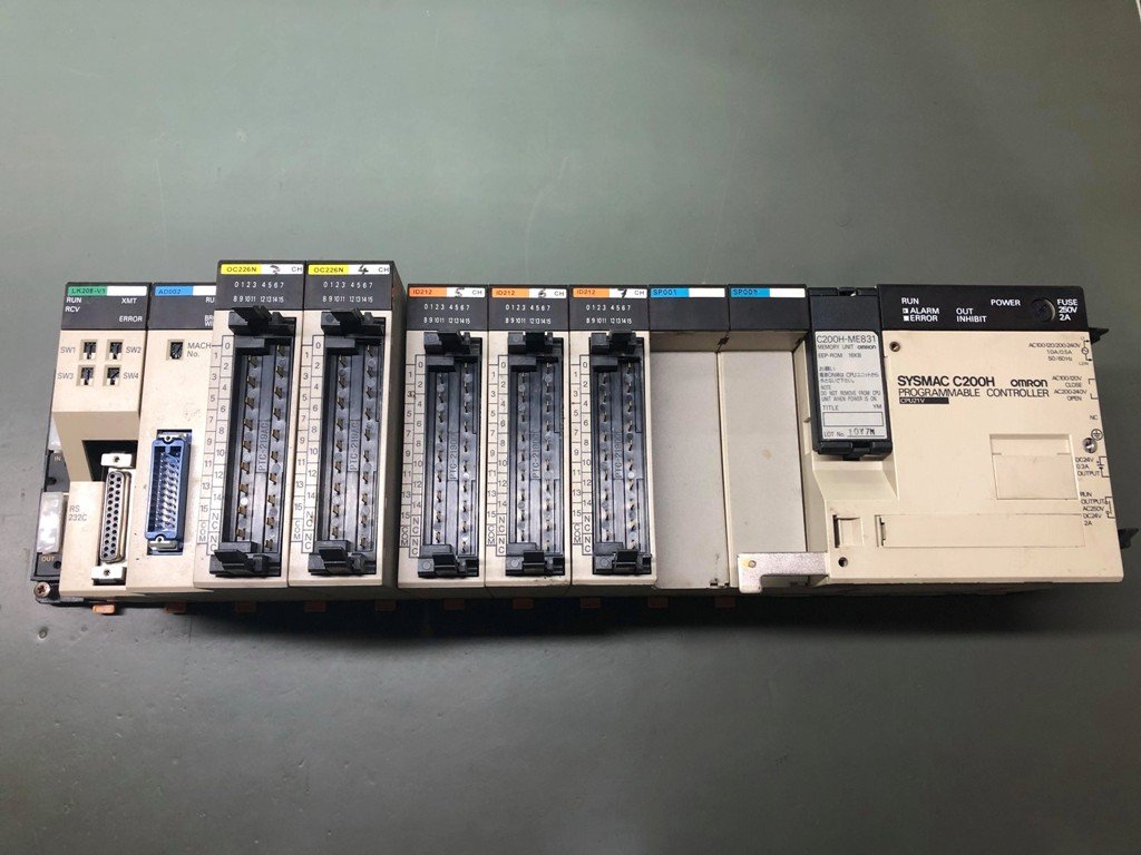 Omron C200H-BC31-V2 CPU Base Unit